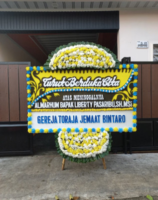 Papan Bunga Duka di Perum Bersatu