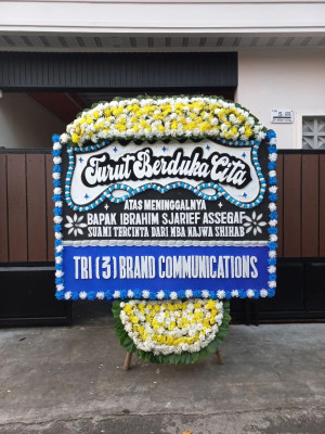 Papan Bunga Duka di Perum Bersatu